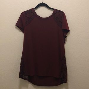 Express Stretch Tee with Lace Details
